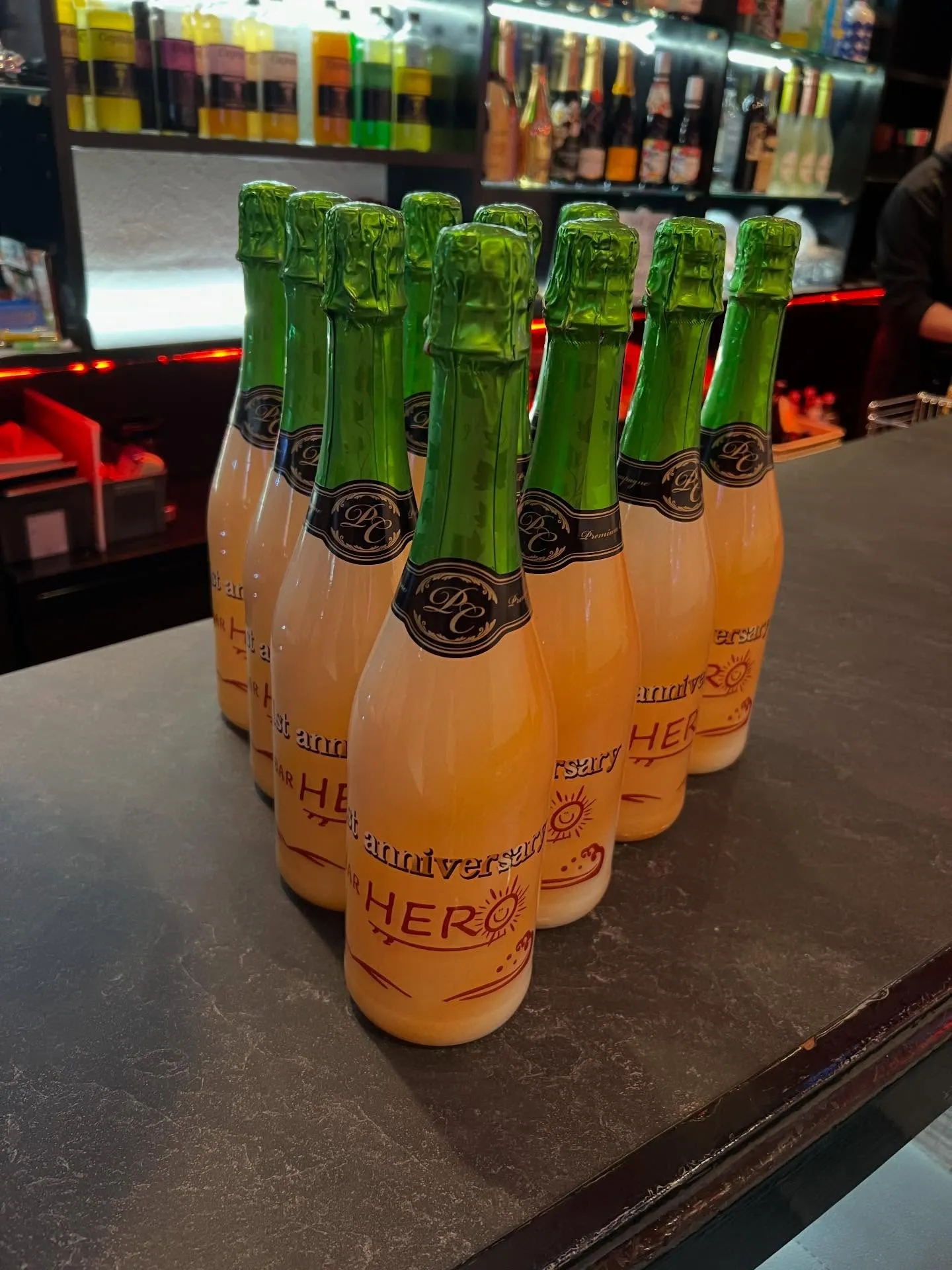 堺東BARHEROです🍾